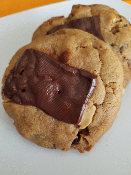 Pearl's Ultimate Chocolate Peanut Butter Cookie